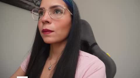 Help me reach 100 likes online show from January 18, 2026, 7:17 pm