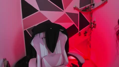 Snapshot of little_emma0 chatting on February 23, 2026, 6:16 pm Carol online show from February 23, 2026, 6:16 pm