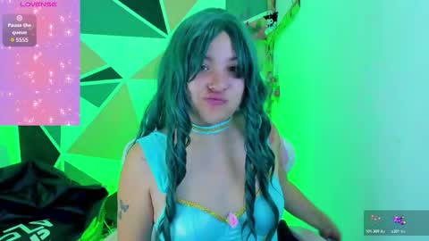 Snapshot of little_emma0 chatting on March 10, 2026, 3:28 pm Carol online show from March 10, 2026, 3:28 pm