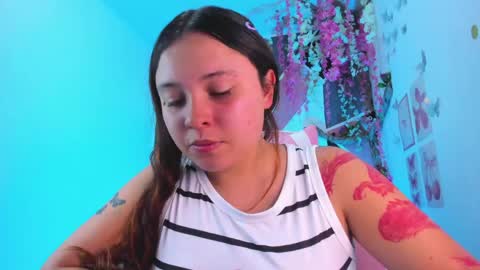 Snapshot of little_emma0 chatting on April 15, 2026, 7:58 pm Carol online show from April 15, 2026, 7:58 pm