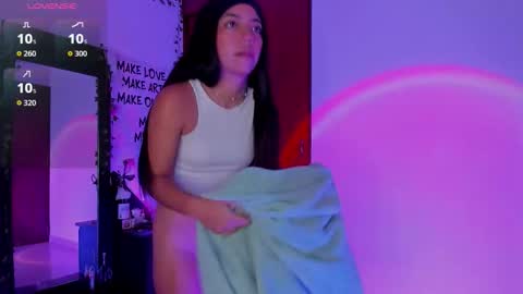 Snapshot of little_kayla_ chatting on September 30, 2025, 12:04 am kayla Instagram kayla 71082 online show from September 30, 2025, 12:04 am