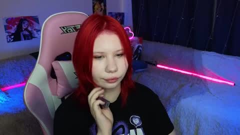 Snapshot of little_kitsune chatting on February 25, 2025, 4:35 am Rachel online show from February 25, 2025, 4:35 am