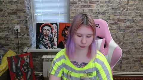 Snapshot of little_kitsune chatting on December 14, 2025, 7:03 am Rachel online show from December 14, 2025, 7:03 am