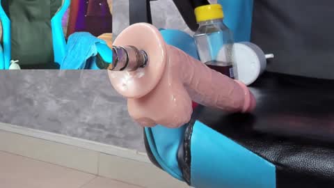 Lili online show from February 7, 2025, 1:15 am