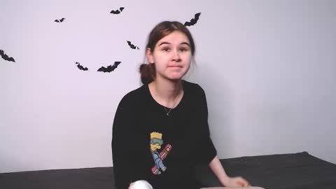 Snapshot of little_owlx chatting on December 2, 2025, 5:08 pm Alice.. online show from December 2, 2025, 5:08 pm