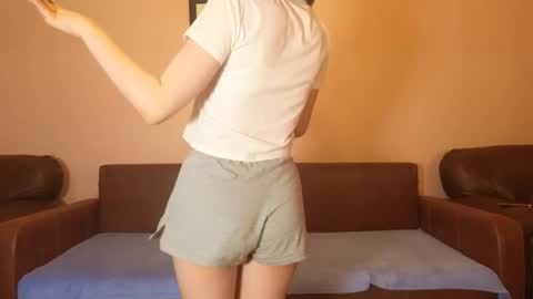 Alice online show from December 19, 2025, 5:47 am