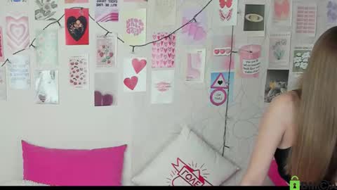 Kriss online show from November 13, 2025, 8:35 am