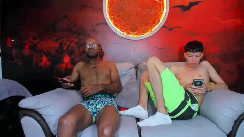 Snapshot of little_show_sexy chatting on February 9, 2026, 5:22 am little_show_sexy online show from February 9, 2026, 5:22 am
