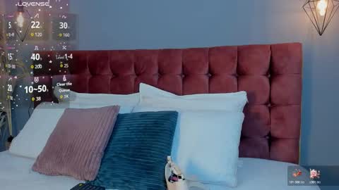 Tania online show from December 2, 2025, 12:21 pm