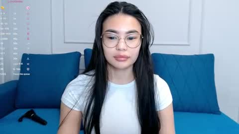 Snapshot of little_v1rgin_angel chatting on June 29, 2026, 9:48 am Kwan online show from June 29, 2026, 9:48 am