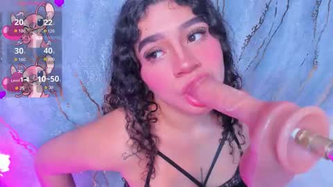 Snapshot of little_valentinaa chatting on December 3, 2025, 11:52 am little_valentinaa online show from December 3, 2025, 11:52 am