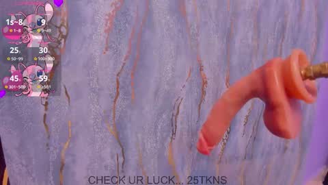 Snapshot of little_valentinaa chatting on December 16, 2025, 11:59 am little_valentinaa online show from December 16, 2025, 11:59 am