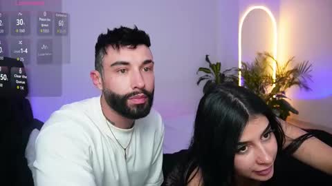 Snapshot of little_vannesaa chatting on September 15, 2025, 10:43 pm little_vannesaa online show from September 15, 2025, 10:43 pm