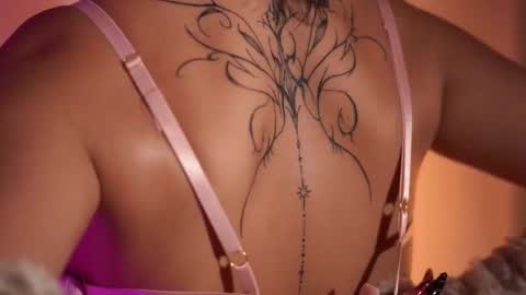 Snapshot of little_vel chatting on February 14, 2026, 7:10 pm Im your little Velinda online show from February 14, 2026, 7:10 pm