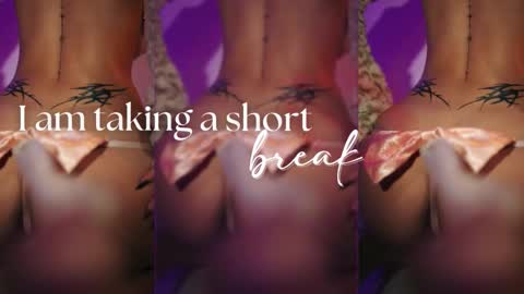 Snapshot of little_vel chatting on February 15, 2026, 7:21 pm Im your little Velinda online show from February 15, 2026, 7:21 pm