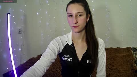 Snapshot of littleahwitch chatting on March 6, 2025, 10:41 am LittleAhWitch online show from March 6, 2025, 10:41 am