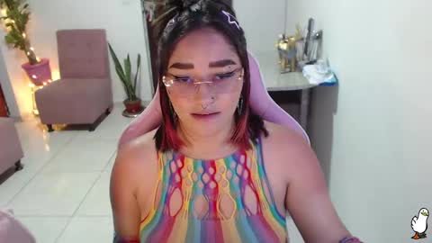 Snapshot of littleangelx_m chatting on January 21, 2025, 10:08 pm Daniela online show from January 21, 2025, 10:08 pm