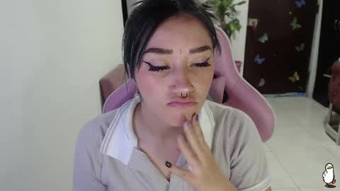 Snapshot of littleangelx_m chatting on November 13, 2025, 8:52 pm Daniela online show from November 13, 2025, 8:52 pm