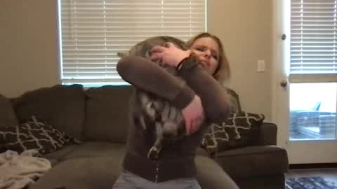 Snapshot of littlebearae chatting on October 15, 2025, 12:33 am Bea Rae online show from October 15, 2025, 12:33 am