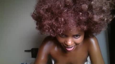 Snapshot of littlebunny2_ chatting on January 9, 2026, 11:28 pm littlebunny2 online show from January 9, 2026, 11:28 pm