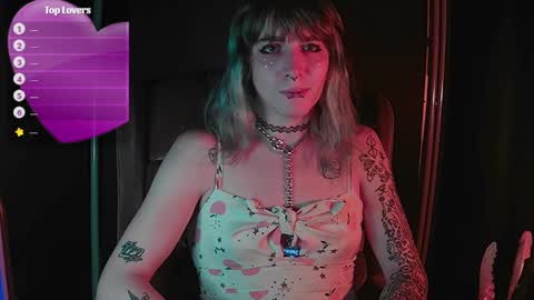 Gwen online show from December 27, 2024, 6:03 am