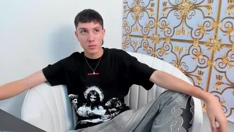 Snapshot of littledanny_ chatting on January 10, 2026, 8:10 pm DANNY online show from January 10, 2026, 8:10 pm