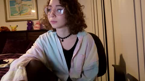 Snapshot of littledeathtrap chatting on December 3, 2025, 11:14 pm littledeathtrap online show from December 3, 2025, 11:14 pm