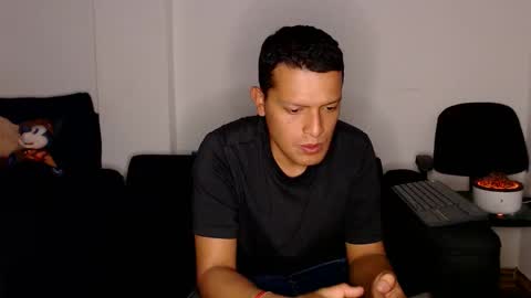 Snapshot of littledicklatin chatting on January 9, 2026, 2:36 am Manu online show from January 9, 2026, 2:36 am