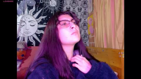 Little Brat  online show from December 18, 2025, 6:41 am