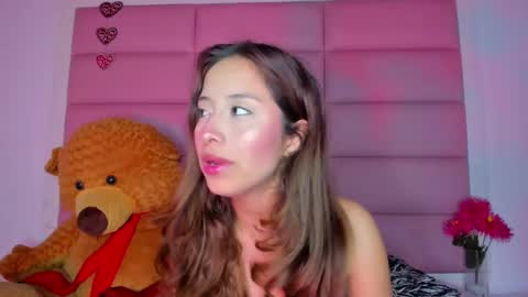 littlee_emma_ online show from January 4, 2025, 3:18 am