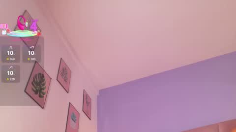 Tania  online show from December 2, 2025, 8:48 pm