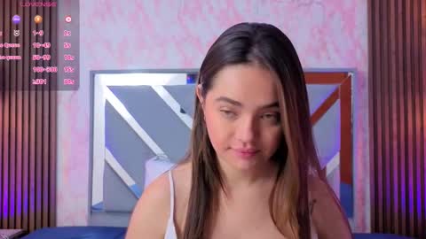 Snapshot of littleesara18 chatting on March 26, 2026, 11:16 am Sara online show from March 26, 2026, 11:16 am