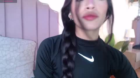 littlejade_dh online show from May 26, 2026, 11:50 am