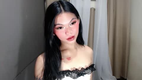 littlelace_ online show from March 14, 2026, 9:48 am
