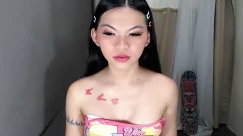 littlelace_ online show from July 1, 2026, 11:59 pm