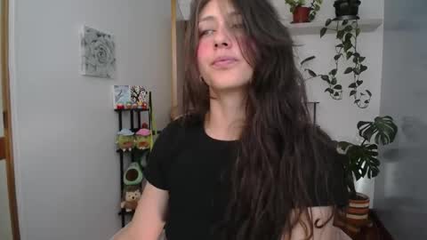 Laksmi online show from May 28, 2026, 9:34 pm