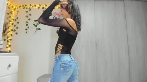Snapshot of littlemoon18 chatting on February 20, 2025, 12:30 am Luna online show from February 20, 2025, 12:30 am