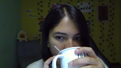 Snapshot of littleprety6969 chatting on November 2, 2025, 2:58 am Mia Wednesday to Sunday 730 am to 1030 am Colombian Hour D online show from November 2, 2025, 2:58 am