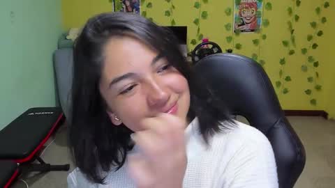 Snapshot of littleprety6969 chatting on November 23, 2025, 11:26 pm Mia Wednesday to Sunday 730 am to 1030 am Colombian Hour D online show from November 23, 2025, 11:26 pm