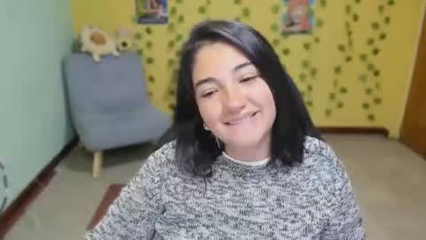 Snapshot of littleprety6969 chatting on December 2, 2025, 5:35 am Mia Wednesday to Sunday 730 am to 1030 am Colombian Hour D online show from December 2, 2025, 5:35 am