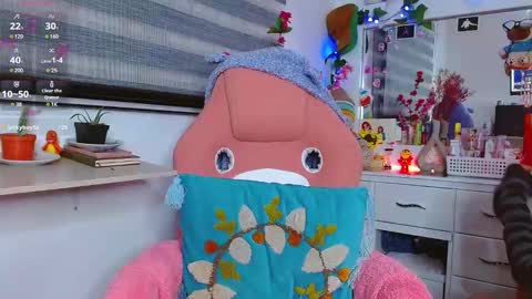 Snapshot of littlerouse_ chatting on January 30, 2025, 2:06 am Ruby Rouse online show from January 30, 2025, 2:06 am