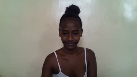 Snapshot of littlesandie chatting on November 11, 2025, 6:24 am littlesandie online show from November 11, 2025, 6:24 am