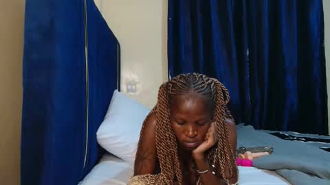 Snapshot of littleshy_baby17 chatting on March 9, 2026, 4:33 pm Littleshy baby17 online show from March 9, 2026, 4:33 pm