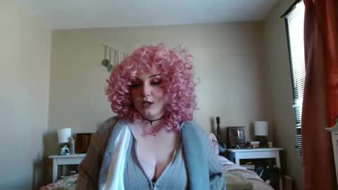 Snapshot of littlestpuppet chatting on March 12, 2026, 5:08 pm Kori online show from March 12, 2026, 5:08 pm