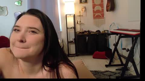 Snapshot of littlesub_e chatting on October 21, 2025, 12:39 pm Eliza online show from October 21, 2025, 12:39 pm