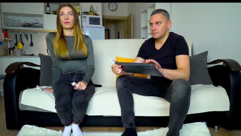 Little Tifany online show from October 14, 2025, 11:22 am