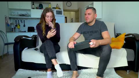 Little Tifany online show from October 17, 2025, 10:40 am