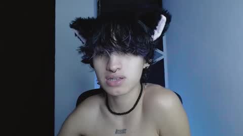 Snapshot of littlextrem chatting on March 4, 2026, 5:02 am Eros online show from March 4, 2026, 5:02 am