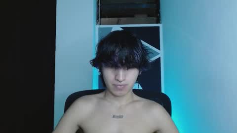 Snapshot of littlextrem chatting on March 8, 2026, 2:37 am Eros online show from March 8, 2026, 2:37 am