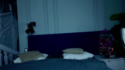 Snapshot of liv_fay chatting on January 3, 2025, 1:36 pm Liv 3 online show from January 3, 2025, 1:36 pm